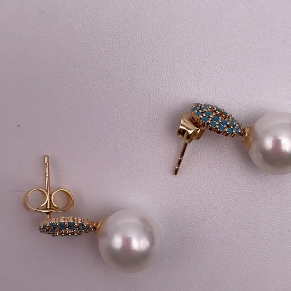 White Pearl with turquoise Diamonds Golden Plated in 18K Gold Earring Butterfly - Picture 8 of 8